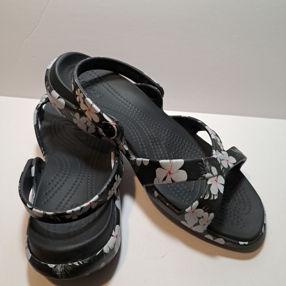 Croc Floral Black Sandals Size 11